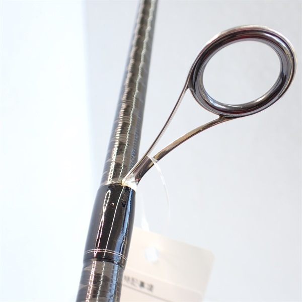 １７エクスプライドオーバー８２８６ＭＬ